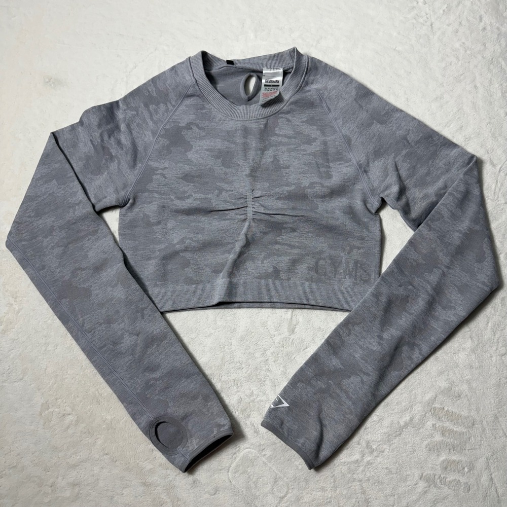 Gymshark Camo Seamless Long-Sleeve Crop Top Athletic Lilac Grey Sz M Thumb Holes